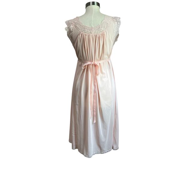 Vintage Night Slip Milkmaid Pink with Lace Detailing Nylon Night Gown Sz M/L - Picture 2 of 9